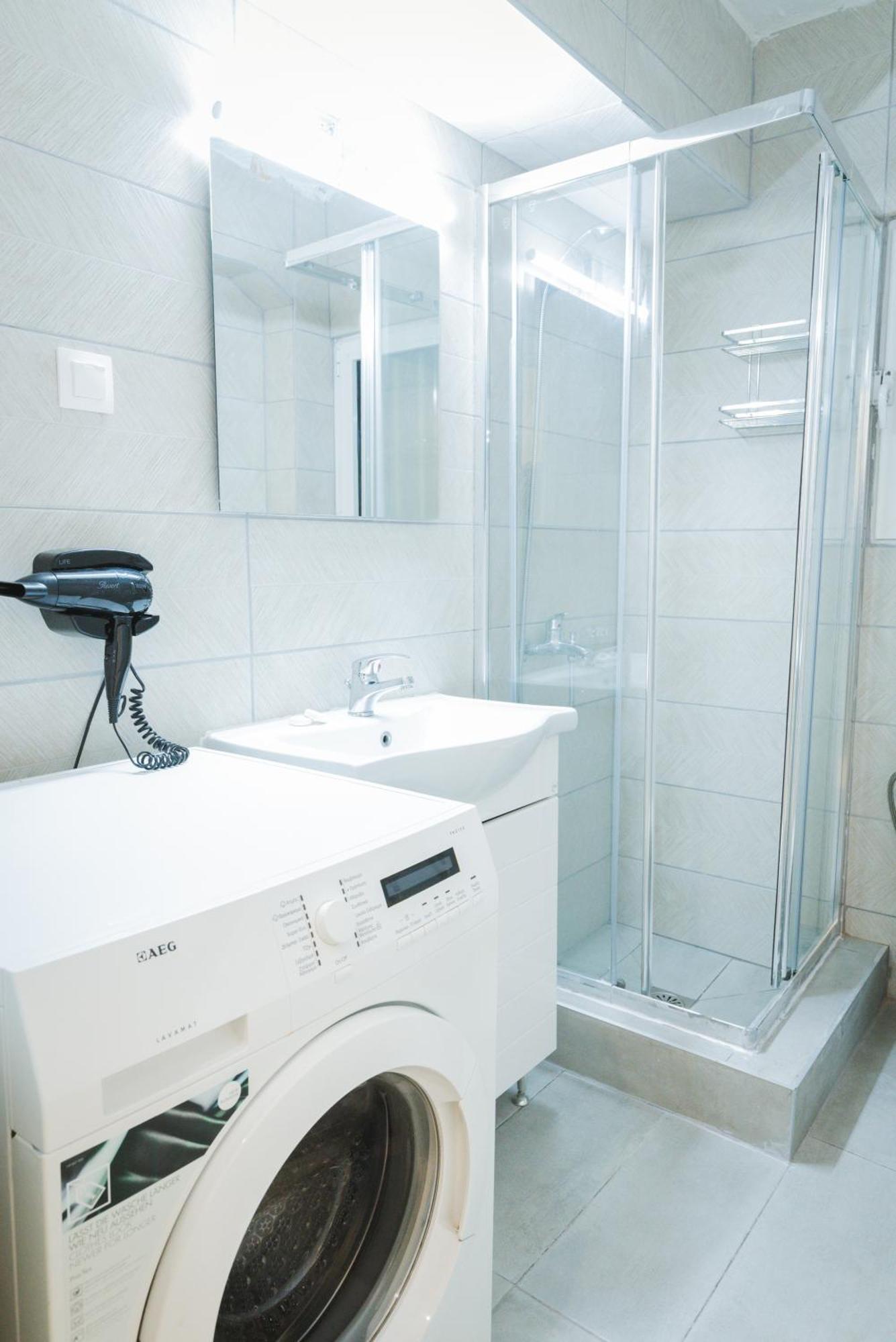 Stylish Apt W Jacuzzi, 5 Min To White Tower Tessalónica Exterior foto